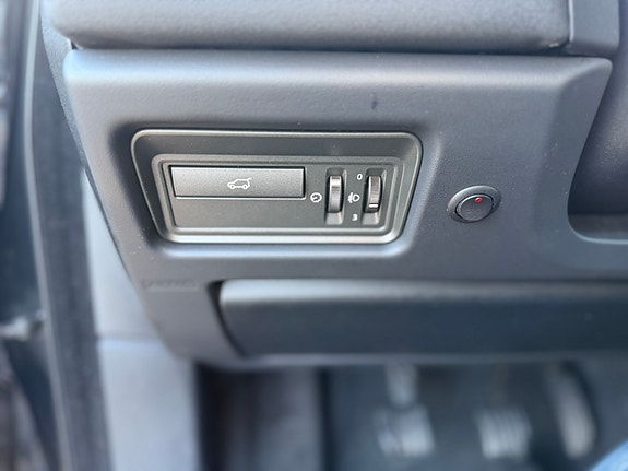 Land Rover Range Rover 18 of 23