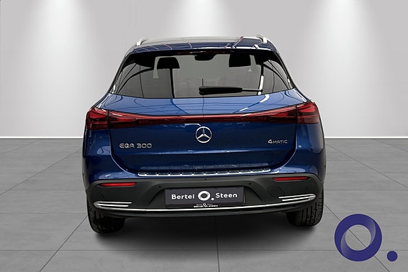 Mercedes-Benz EQA300 5 of 19