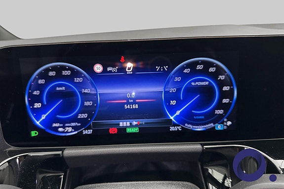Mercedes-Benz EQA300 14 of 19