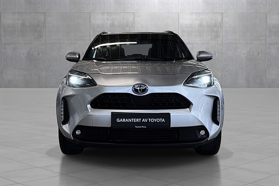 Toyota Yaris Cross 8 of 28