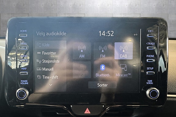 Toyota Yaris Cross 16 of 28