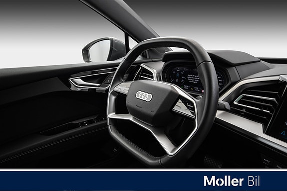 Audi Q4 e-tron 28 of 30