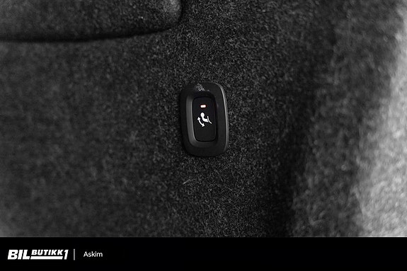 Volvo XC40 23 of 24