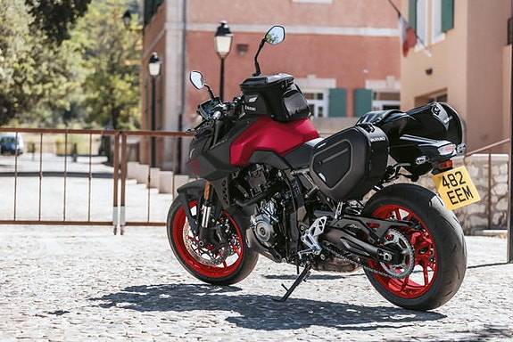 Suzuki GSX-8S - Superkampanje! * 9 of 9