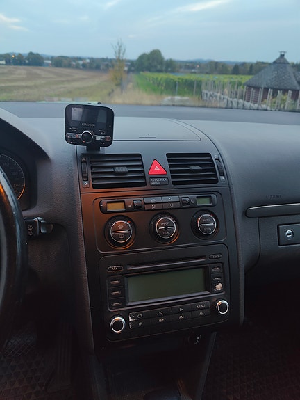 Volkswagen Touran 10 of 23