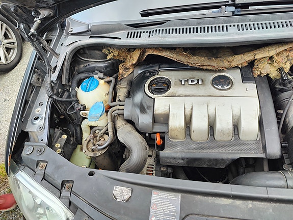 Volkswagen Touran 21 of 23