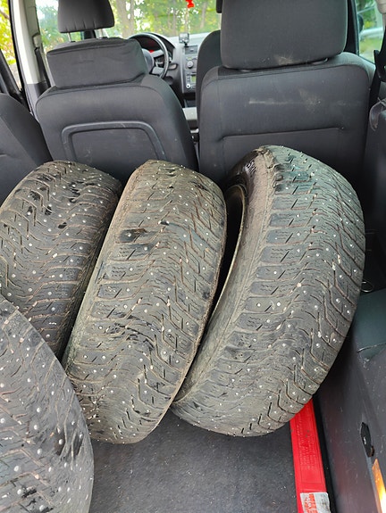 Volkswagen Touran 14 of 23