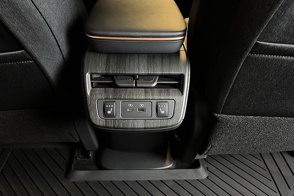 Nissan Ariya 23 of 25