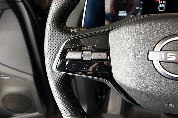 Nissan Ariya 13 of 25