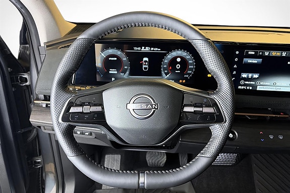 Nissan Ariya 12 of 25