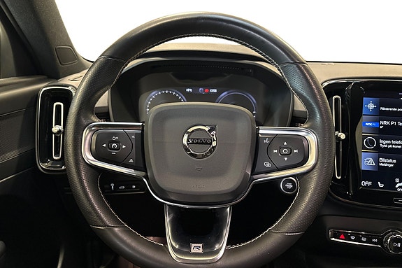 Volvo XC40 19 of 24