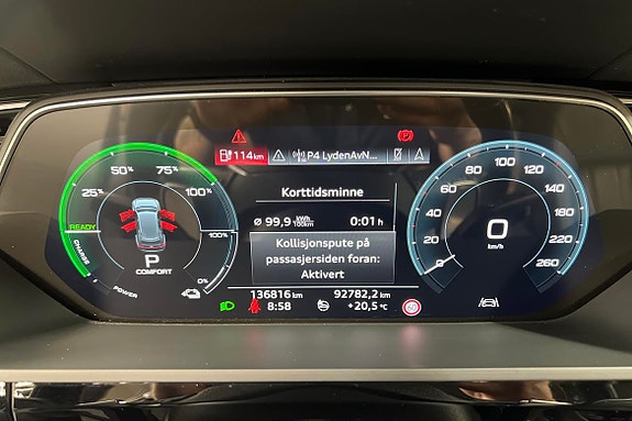 Audi e-tron 16 of 24
