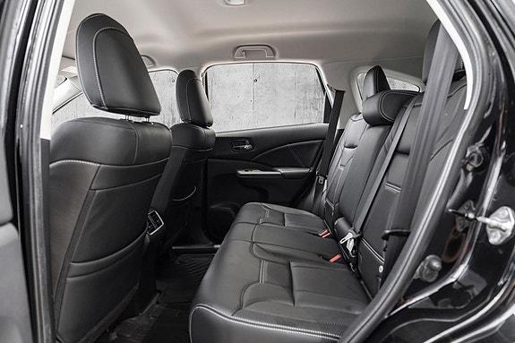 Honda CR-V 13 of 24