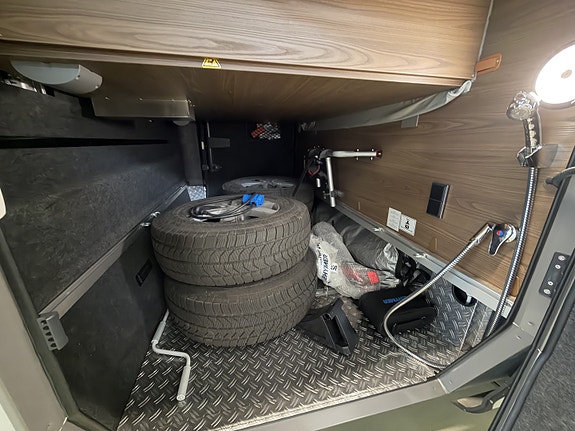 Hymer B 790 ML / Labber / Lithium 5 of 24