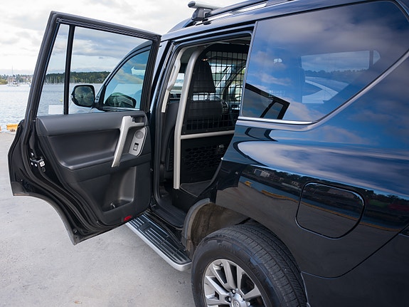 Toyota Land Cruiser 21 of 30