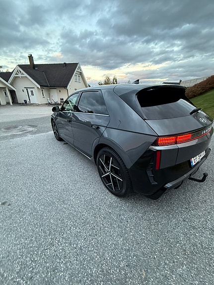 Hyundai Ioniq 5 10 of 30
