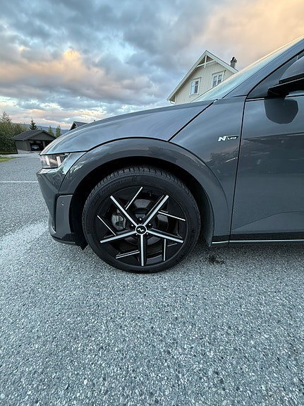 Hyundai Ioniq 5 5 of 30