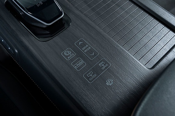 Nissan Ariya 18 of 30