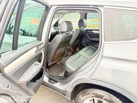 BMW X3 13 of 25