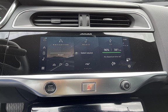 Jaguar I-PACE 11 of 15
