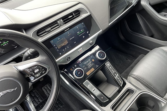 Jaguar I-PACE 6 of 15
