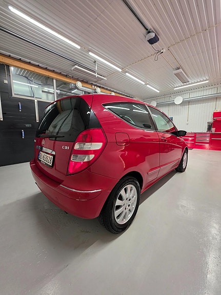 Mercedes-Benz A160 d 5 of 20