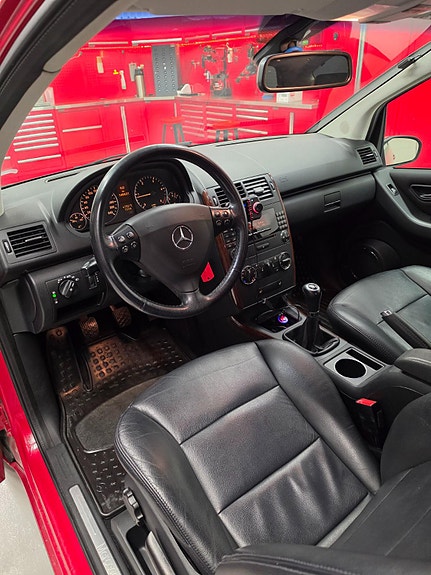 Mercedes-Benz A160 d 12 of 20