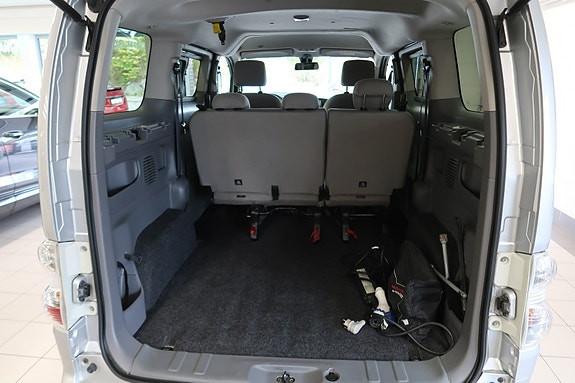 Nissan e-NV200 25 of 30