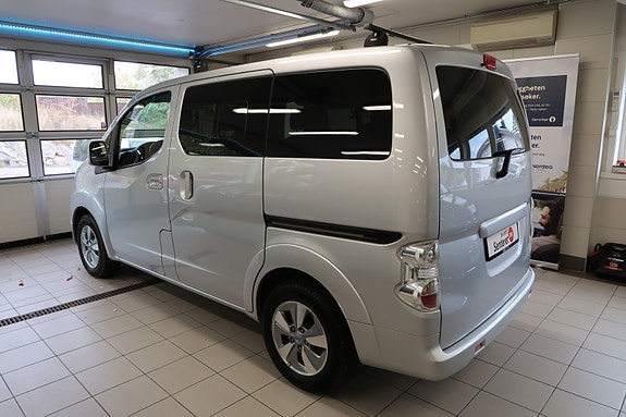 Nissan e-NV200 14 of 30