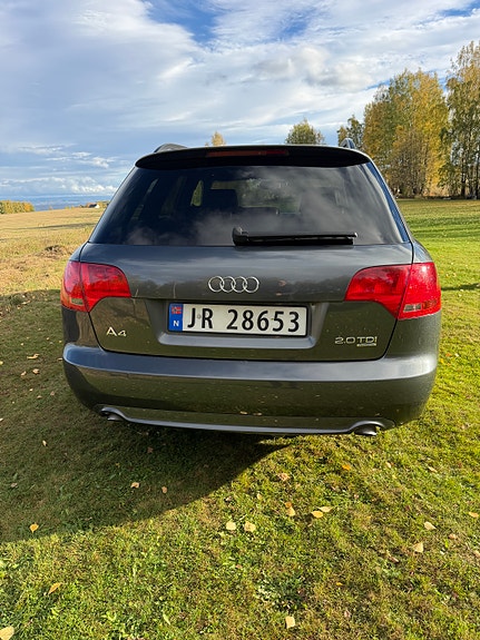 Audi A4 9 of 24