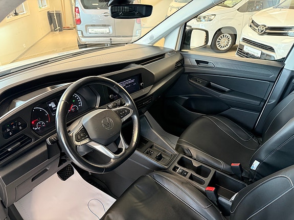Volkswagen Caddy Maxi 10 of 30