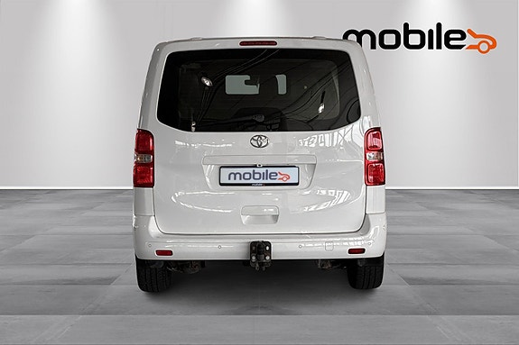 Toyota Proace 4 of 17