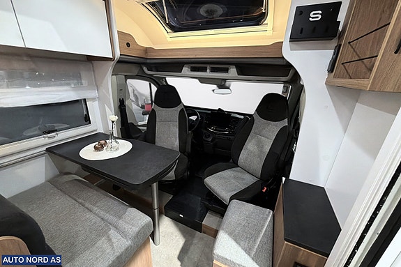 Challenger S217 Graphite Edition – Ford 165 HK Automat 7 of 20
