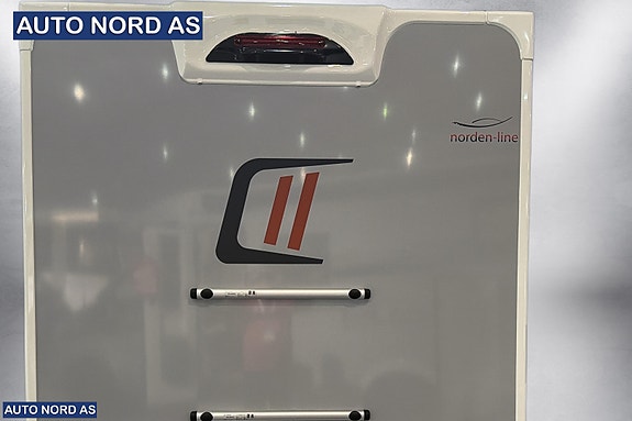 Challenger S217 Graphite Edition – Ford 165 HK Automat 3 of 20