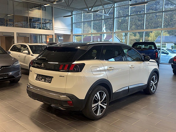 Peugeot 3008 5 of 14