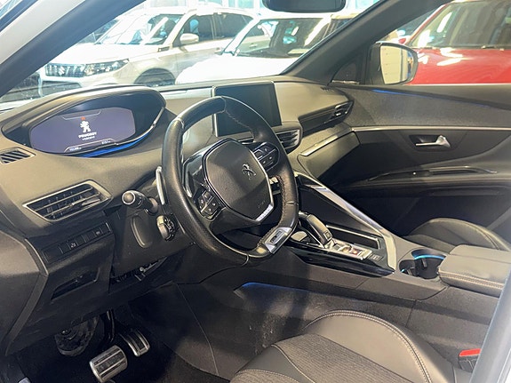 Peugeot 3008 9 of 14