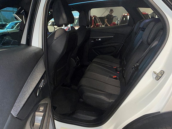 Peugeot 3008 11 of 14