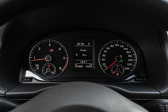 Volkswagen Caddy 18 of 23