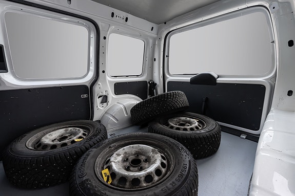Volkswagen Caddy 12 of 23