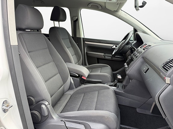 Volkswagen Touran 10 of 19
