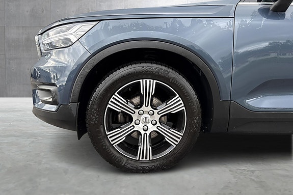Volvo XC40 15 of 15