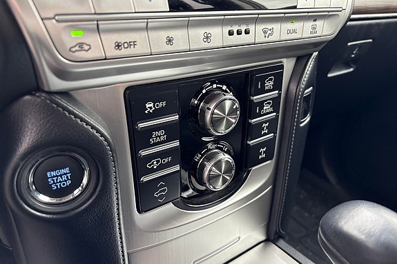 Toyota Land Cruiser 9 of 19