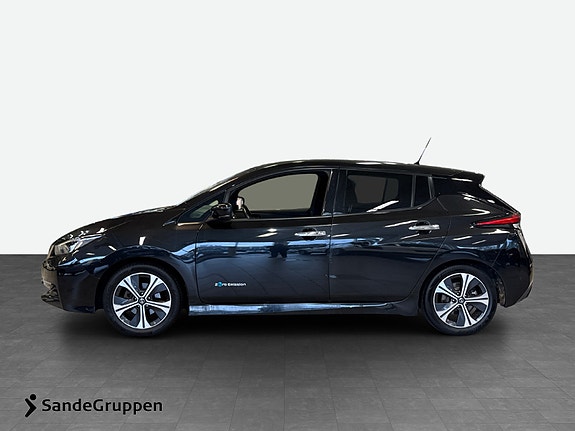 Nissan Leaf 2 of 15