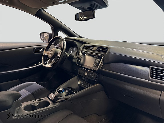 Nissan Leaf 10 of 15
