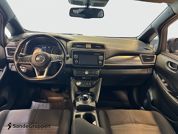 Nissan Leaf 9 of 15