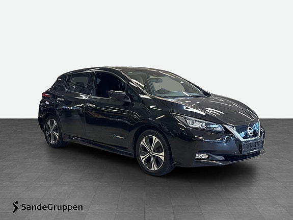 Nissan Leaf 7 of 15