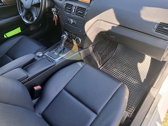 Mercedes-Benz C200 d 5 of 7