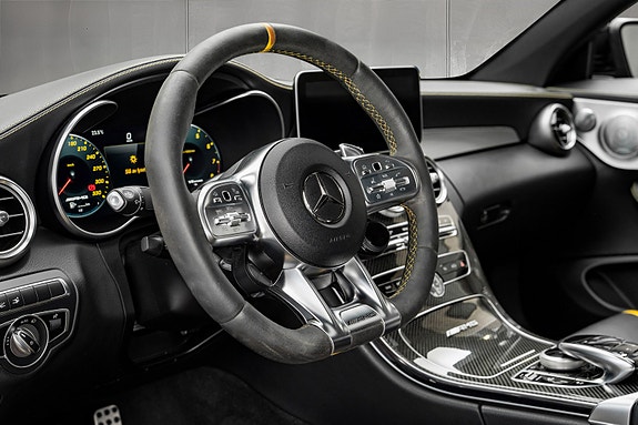 Mercedes-Benz C63 29 of 30