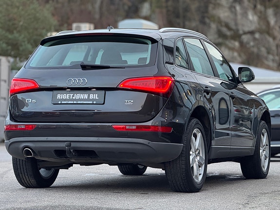 Audi Q5 2 of 28