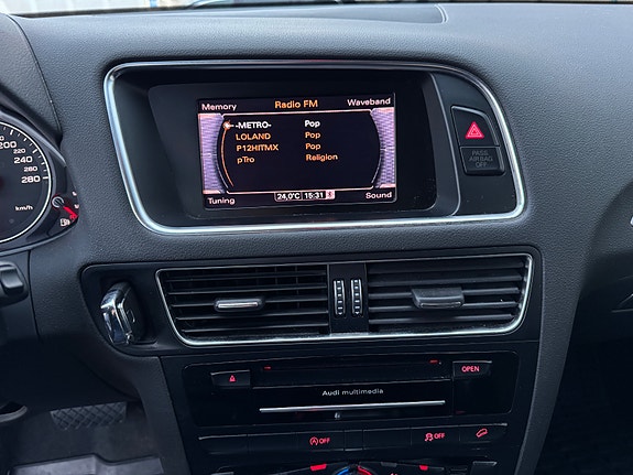 Audi Q5 17 of 28